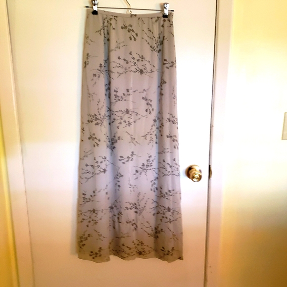 Banana Republic Gray Print Skirt 0